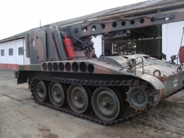 BLINDADO DE APOIO E RESGATE