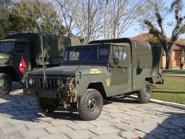 VIATURAS MILITARES DA BRIGADA PARANAENSE