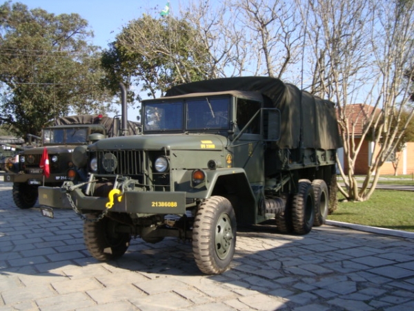 VIATURAS MILITARES DA BRIGADA PARANAENSE
