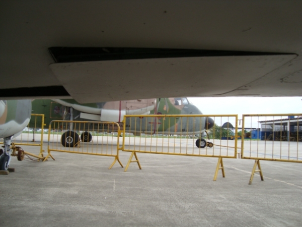 Embraer Xavante Walk Around